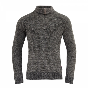 Sweter z golfem na zamek Bispen